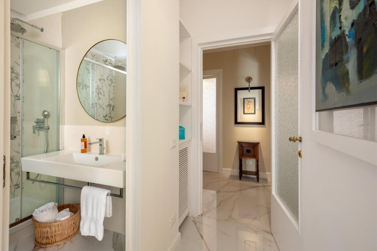 Casavignoni Luxury Apartment Near To Spanish Step 로마 외부 사진